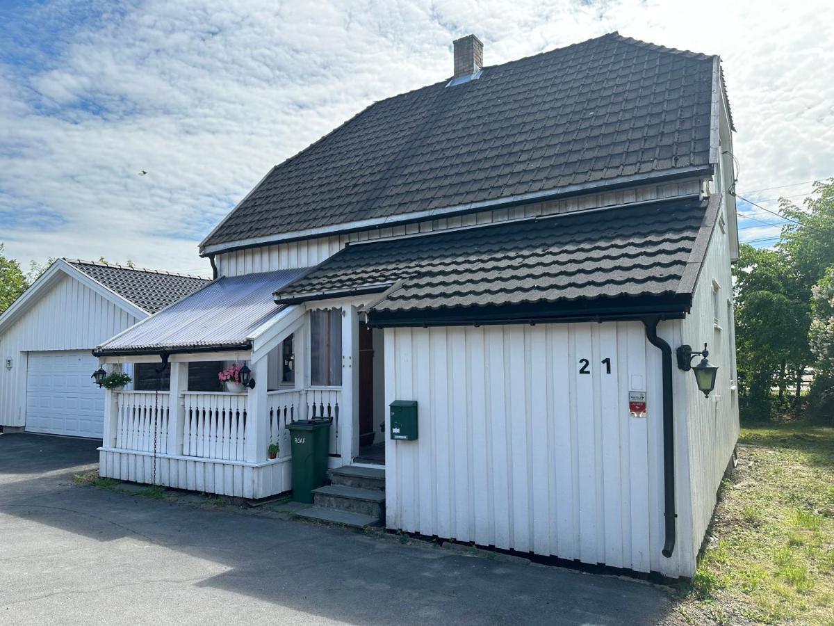 Oslo Guest House Twin & Family Room Kjeller 외부 사진
